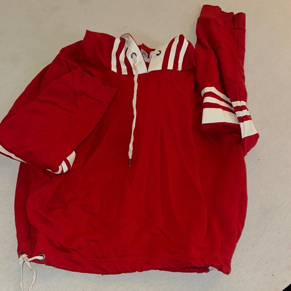 Womens Size Medium Red Pullover Forever 21 Hoodie.